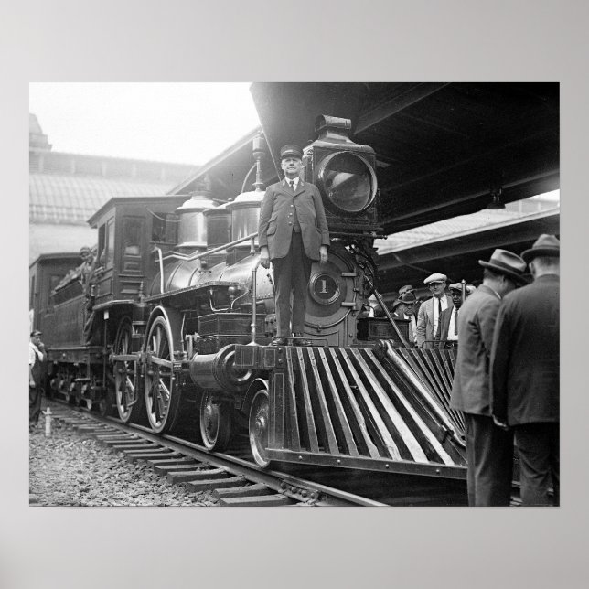 Poster Train à vapeur à la gare, 1923. Photo vintage (Devant)