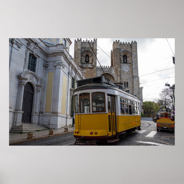 Poster Tramway jaune sur la cathédrale de Lisbonne au Por (Devant)