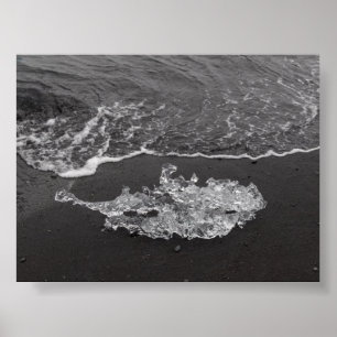 Poster Un morceau de glace sur la plage de diamants