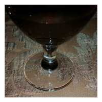 un verre de vin rouge