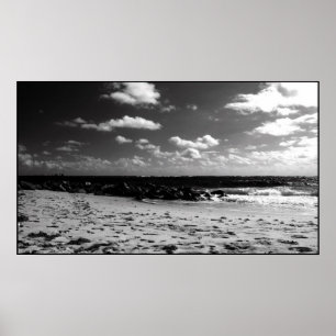 Poster Une scène noire et blanche de plage
