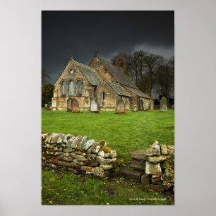 Poster Une Vieille Église Sous Un Ciel Sombre