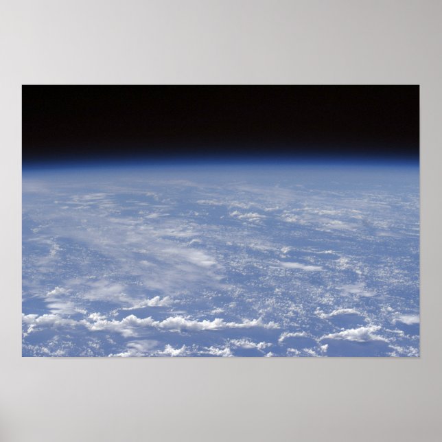 Poster Une vue oblique de l'atmosphère terrestre (Devant)