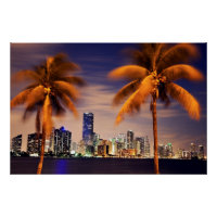 USA, Floride, Miami skyline à la tombée de la nuit