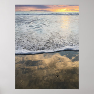 Poster Vagues de mousse à la plage Moonlight