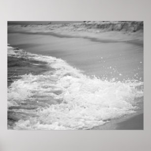 Poster Vagues d'océan noir et blanc sur la plage 16x20