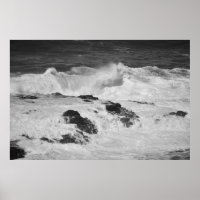 Vagues océaniques aux falaises de Kilauea
