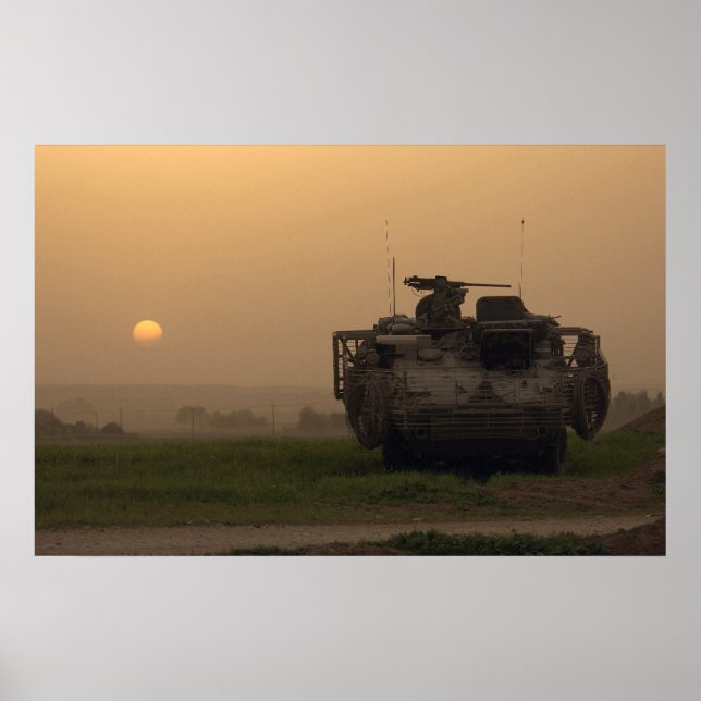 Poster Véhicule de transport d'infanterie Stryker (Devant)