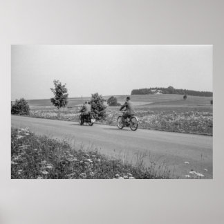 Poster Vélo de remorquage de moto noir et blanc 1968