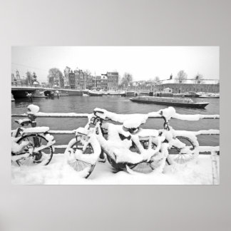 Poster Vélos dans la neige à Amsterdam la Pays-Bas