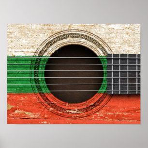 Poster Vieille guitare acoustique avec le drapeau bulgare