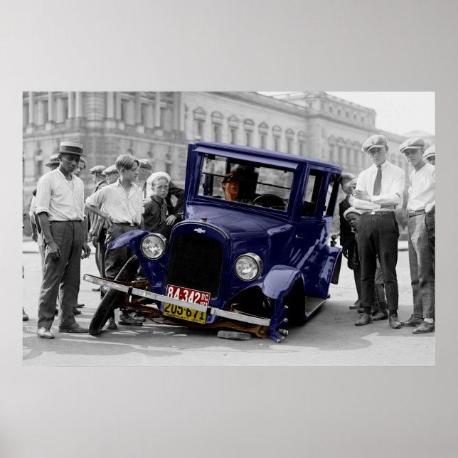 Poster Vintage Black & White Antique Auto Wreck (Devant)