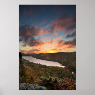 Poster Vivid Sunrise Over Lake Of The Clouds
