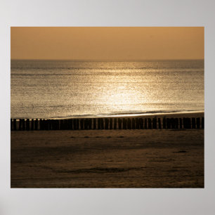 Poster Vue mer - sur la plage au coucher du soleil