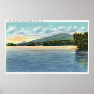 Poster Vue moyenne de lac Saranac d'esperluète de bâti
