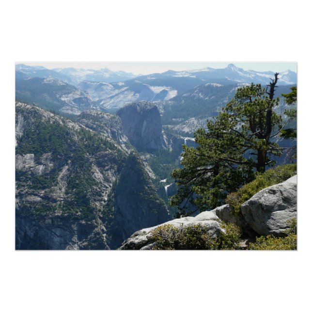 Poster Vue sur la montagne Yosemite dans le parc national (Devant)
