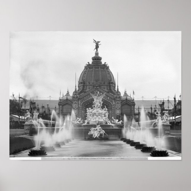 Poster Vue sur le Dôme Central et la Fontaine (Devant)