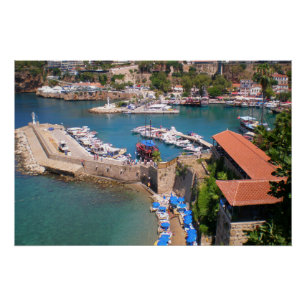 Poster Vue sur le port, plage Mermerly dans la ville Anta