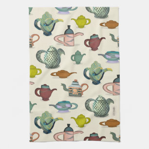 Pots de thé dans une jolie serviette de thé motif