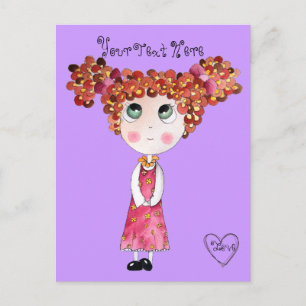 Poupée mignonne avec robe rose carte postale