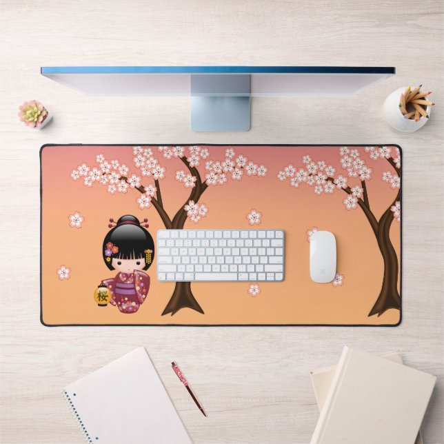 Poupée Sakura Kokeshi - Geisha Girl on Peach (Bureau 1)