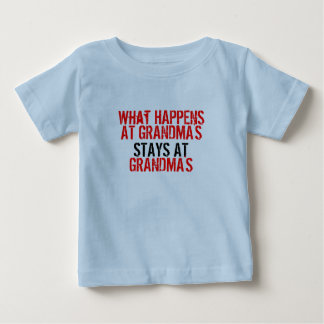 Pour Bébé "Ce qui se produit T-shirt à grand-mamans"