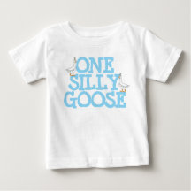 Un T-shirt One Silly Goose