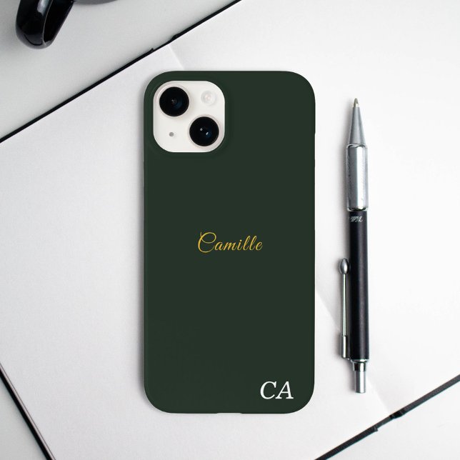 Pour iPhone 14 Coque téléphone élégante or et vert forêt (Stylish Gold & Forest Green Monogram Phone Case)
