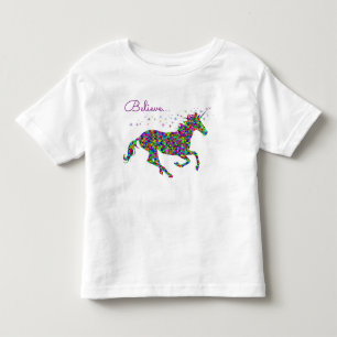 Pour Les Tous Petits Croyez avec le T-shirt coloré d'enfant en bas âg