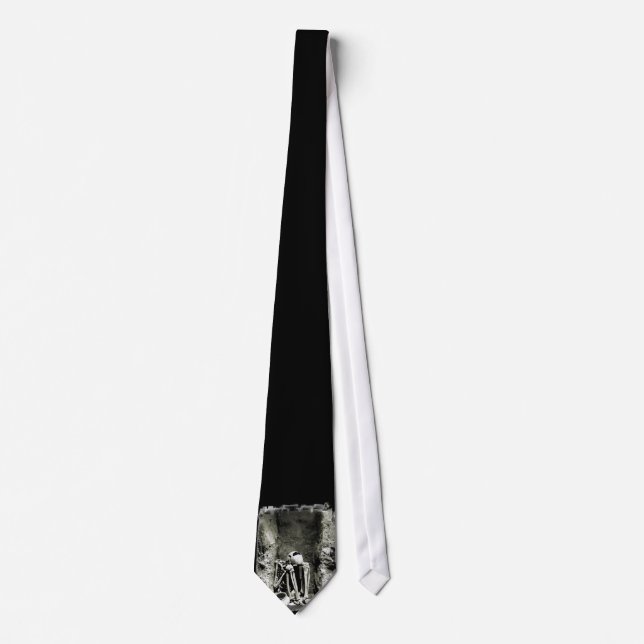 Pre-Columbian Gravesite Skeleton Tie (Front)