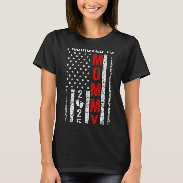 Pregnancy Announcement Mom Est 2025 Matching Patri T-Shirt (Front)