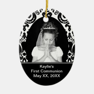 Premier ornement d'ovale de communion