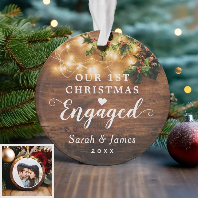 Première Noël Engagé Rustic String Lights Photo (Sample)