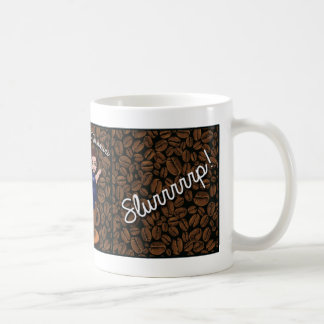 Premières lunes de question au-dessus de tasse de