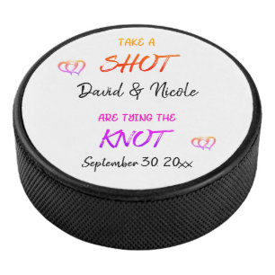 Prenez Un Couple Engagé Tirant Le noeud