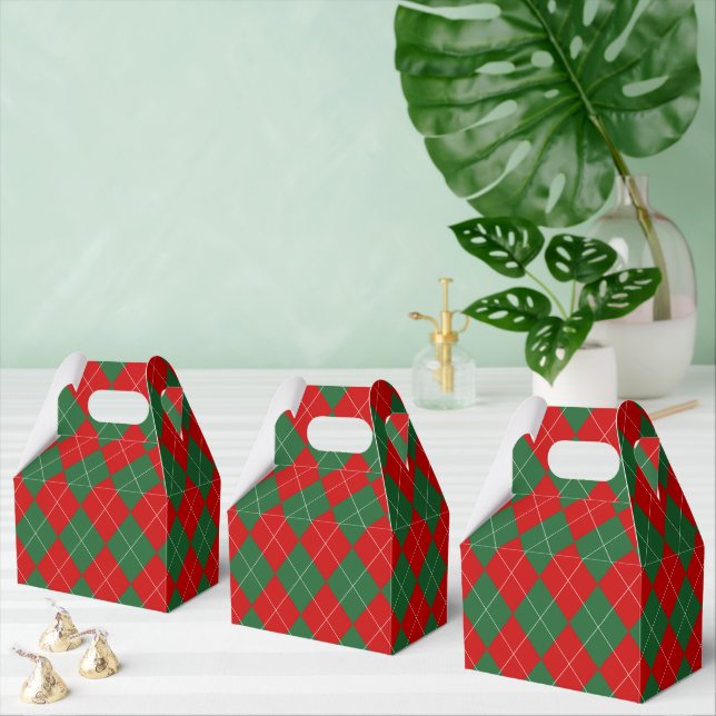 Preppy Argyle Tartan Diamond Plaid Red Green Favor Box (Multiple)
