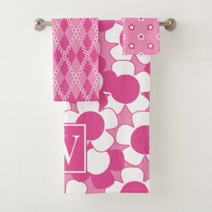 Preppy Daisy Bloom – Hot Pink & Pink Monogram Bath Towel Set