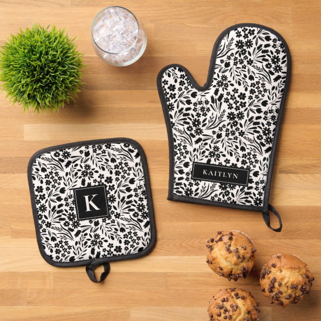 Pretty Black and White Floral Monogram Name Oven Mitt & Pot Holder Set (Top Down)