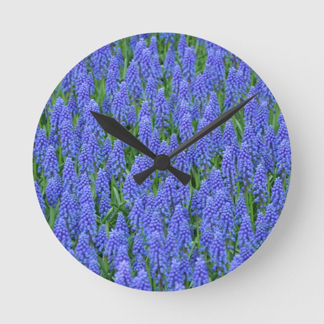 Pretty blue muscari flowers round clock (Front)