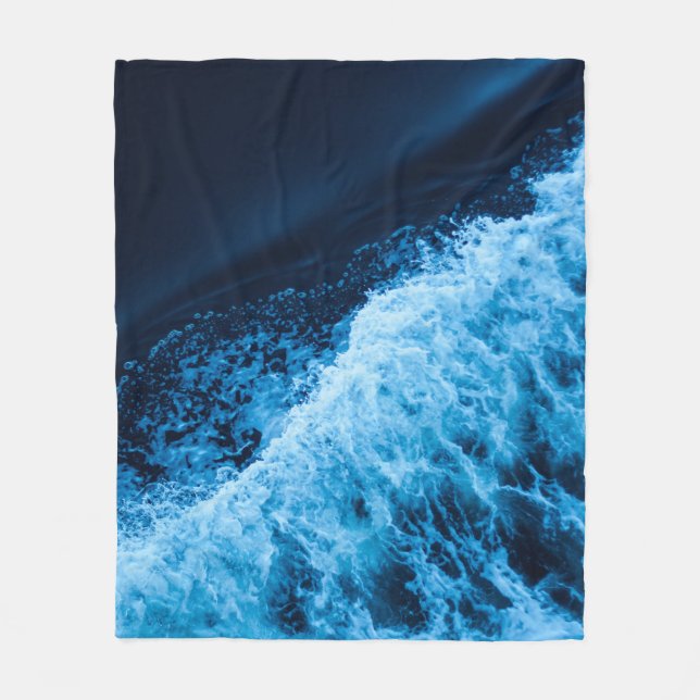 Pretty Blue Waves Fleece Blanket (Front)