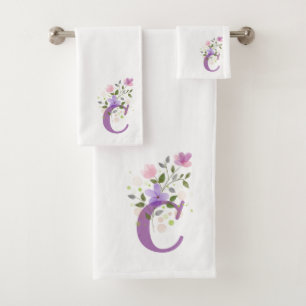 Pretty Floral Design Monogrammed Bath Towel Set