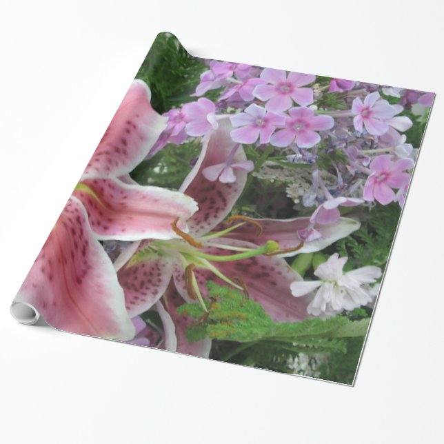 Pretty Flowers Wrapping Paper (Unrolled)