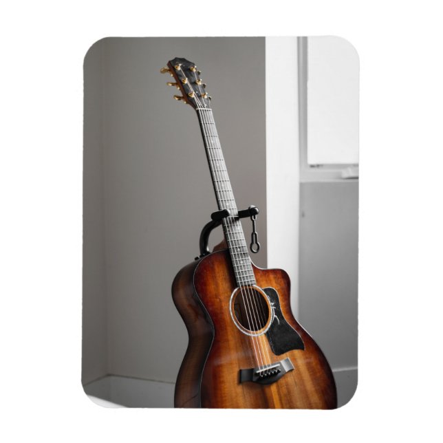 Pretty Guitar Magnet (Vertical)
