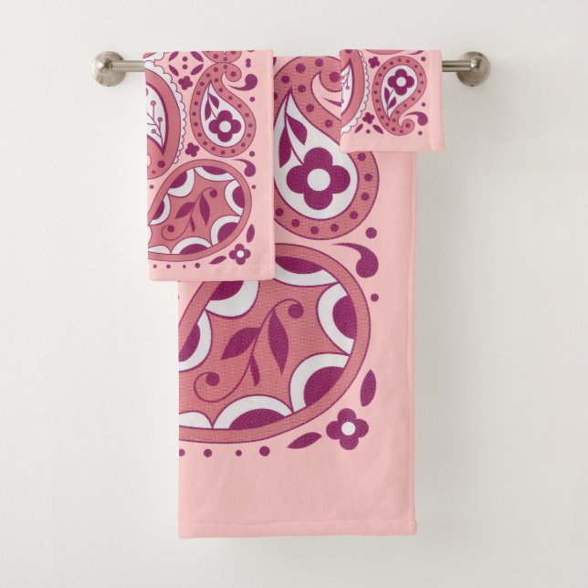Pretty Paisley Design Tear Drops Daisies in Pinks Bath Towel Set (Insitu)