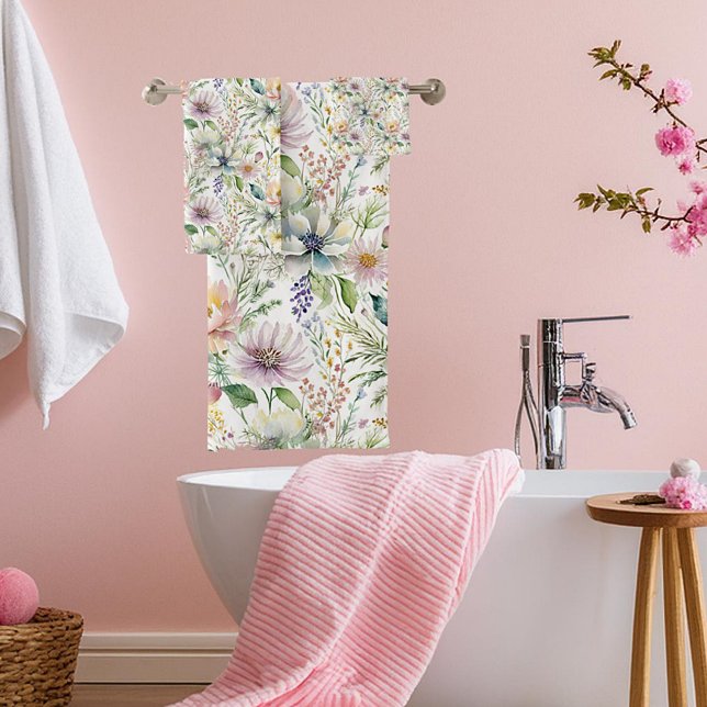 Pretty pastel floral pattern bath towel set (Creator Uploaded)