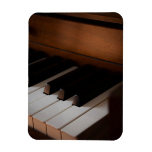 Pretty Piano Magnet