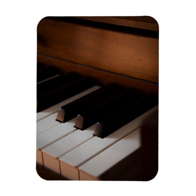Pretty Piano Magnet (Vertical)