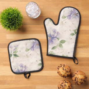 Pretty Purple Lavender Flowers Oven Mitt & Pot Holder Set