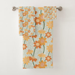 Pretty retro muted 1970s flowers bath towel set