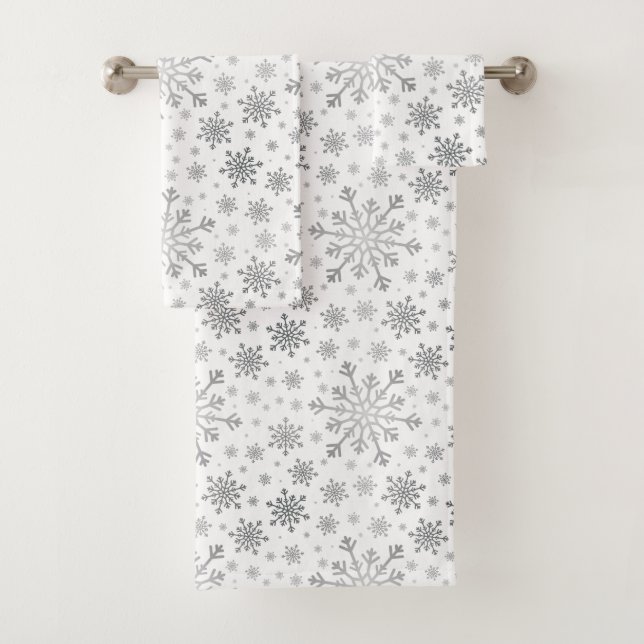 Pretty Silver Christmas Snowflakes on Winter White Bath Towel Set (Insitu)